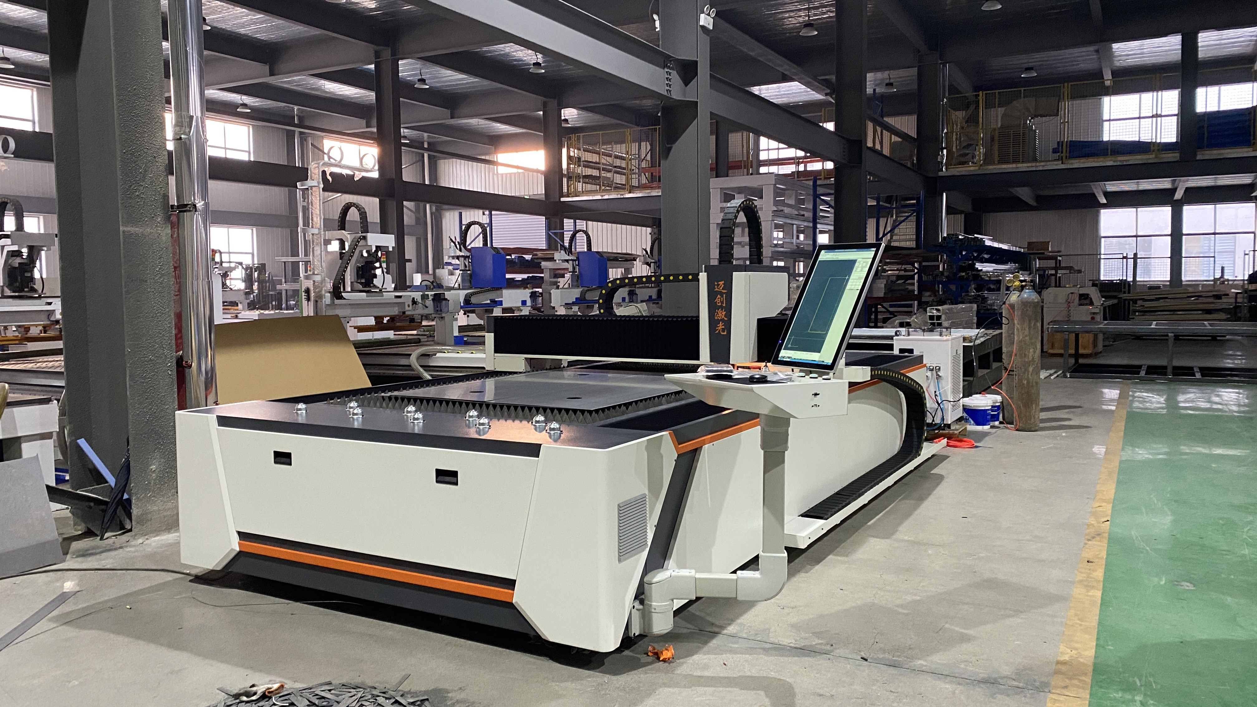 Tips for processing metal materials with fiber laser cutting machine